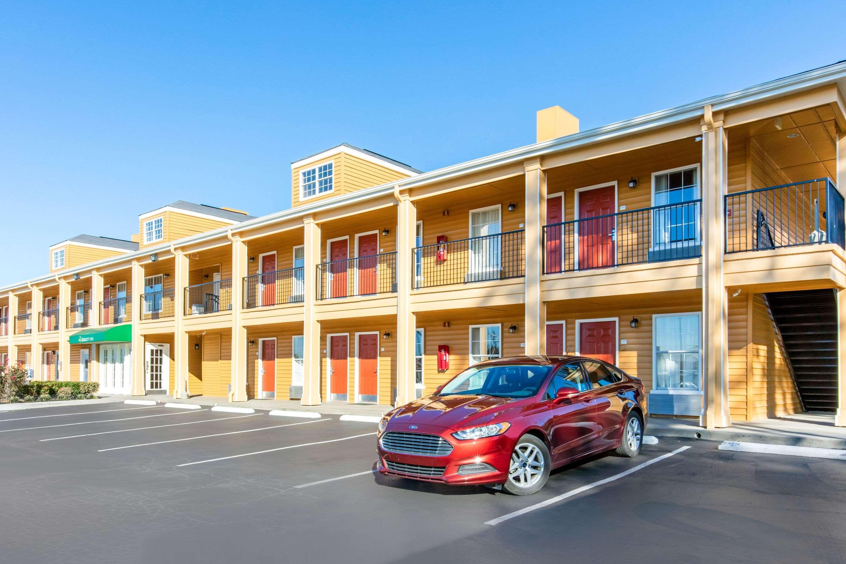 Quality Inn Arab Hwy 231 Экстерьер фото