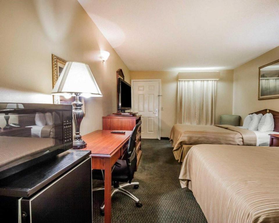 Quality Inn Arab Hwy 231 Экстерьер фото