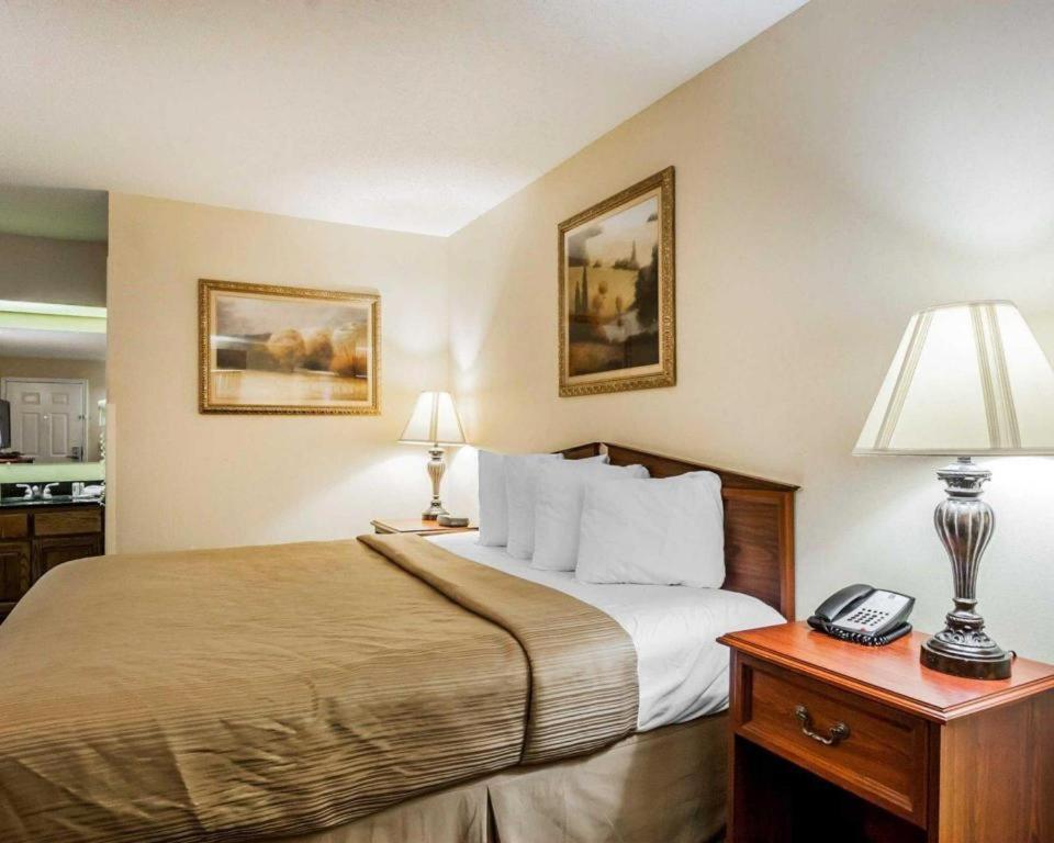 Quality Inn Arab Hwy 231 Экстерьер фото
