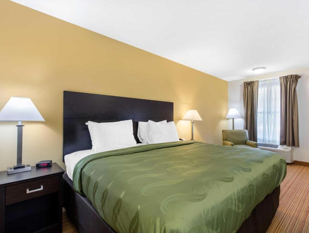 Quality Inn Arab Hwy 231 Экстерьер фото